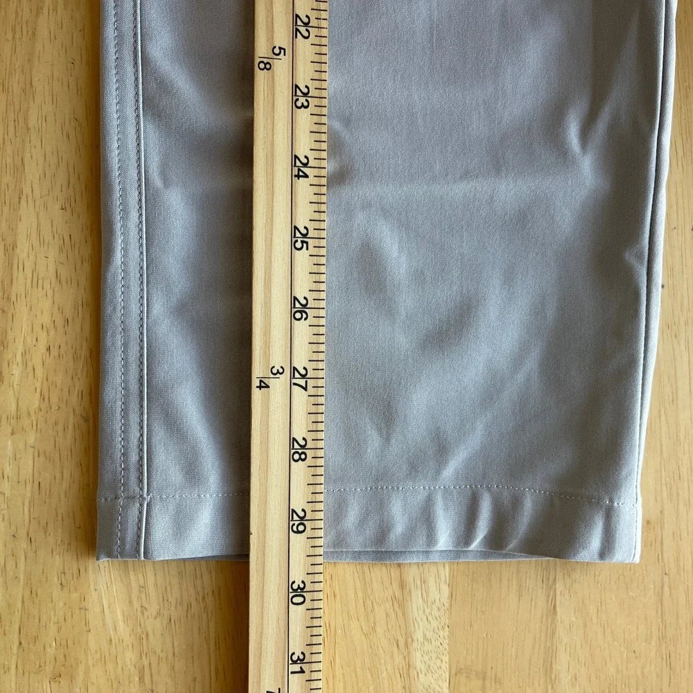 johnnie-O Cross Country Performance Golf Pants Mens 40x30 Gray Casual Wicking‎